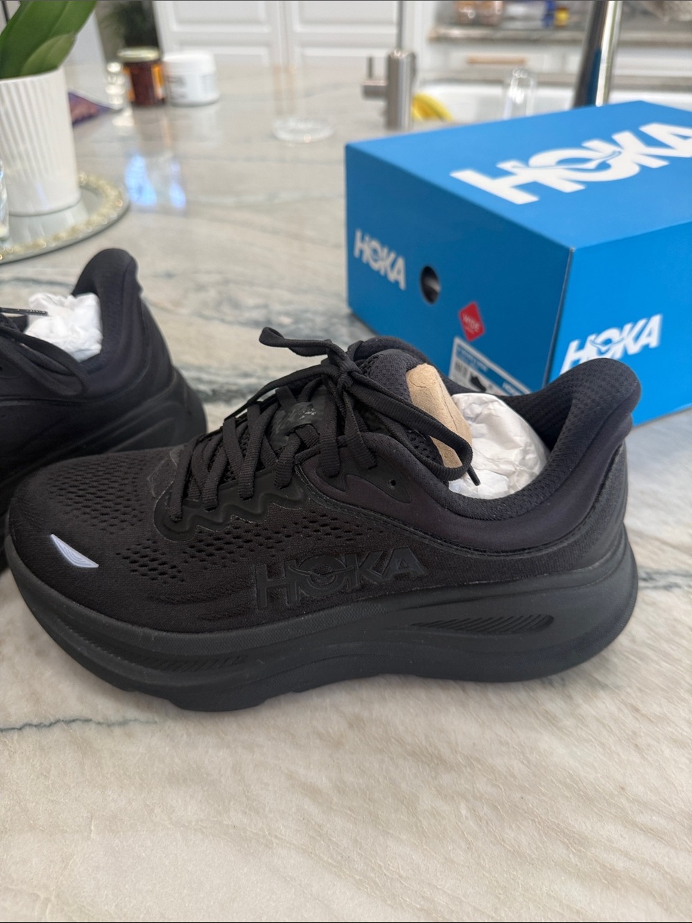 Hoka Bondi 9 Black Performance Running Sneakers Size 8.5 Wide width - Picture 6 of 10